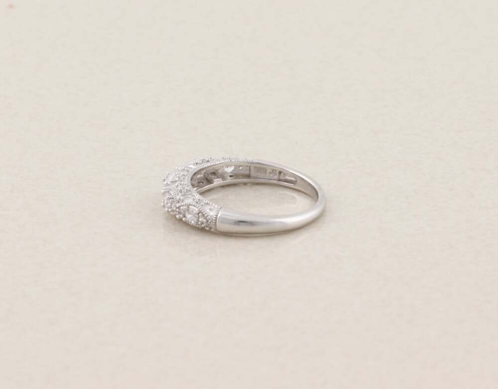 Sterling Silver Ornate Sparkly Cubic Zirconia Band Ring Size 8 - Picture 9 of 9